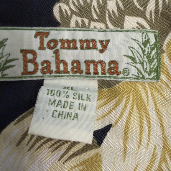 Tommy Bahama 100% Silk Floral Button-Down Shirt – Size XL - Picture 3 of 16